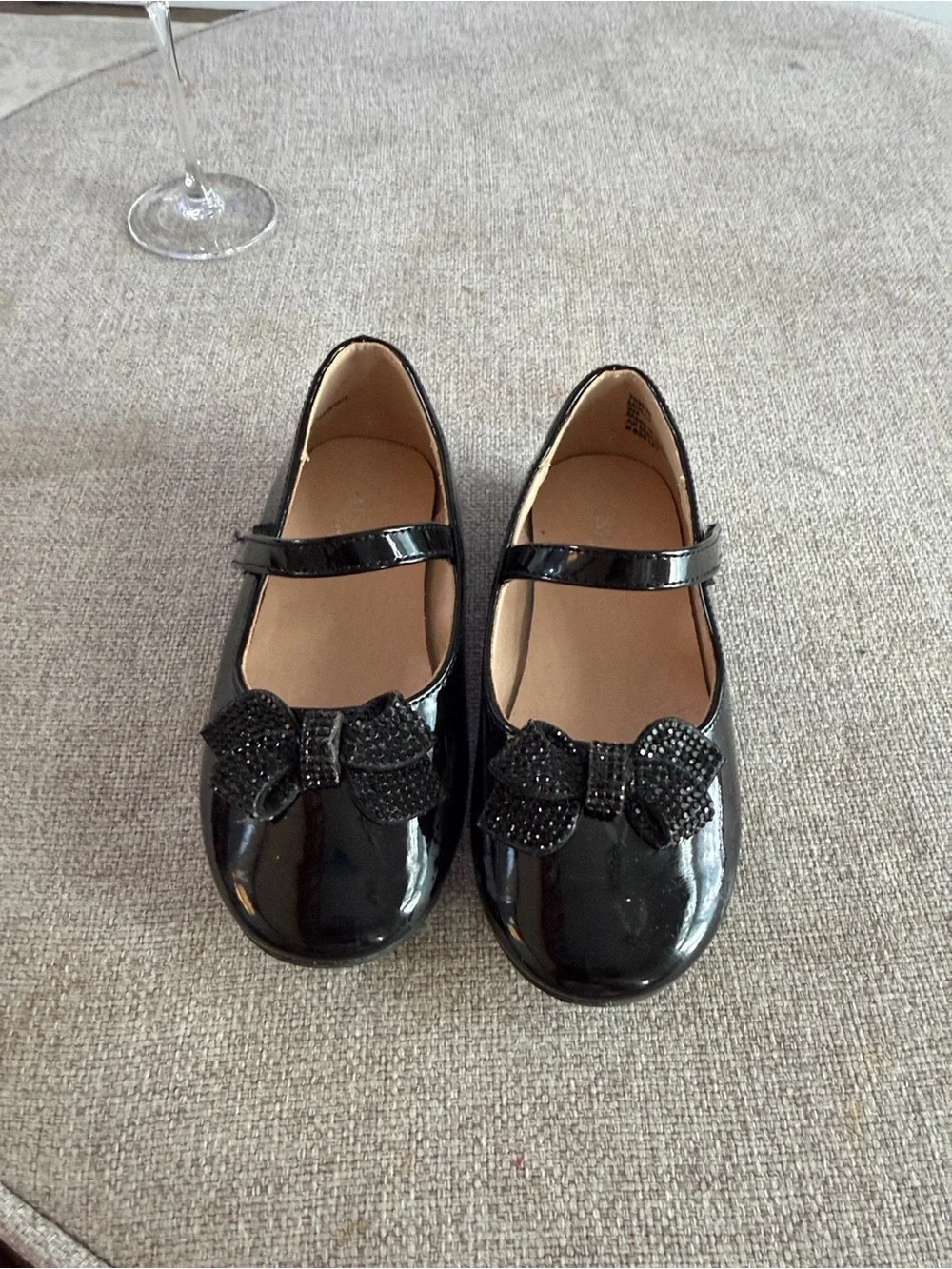 Girls' Black Patent Mary Jane Shoes with Decorative Bow
